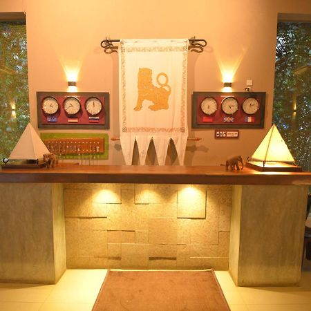 אנוראדפורה Ceylan Lodge מראה חיצוני תמונה