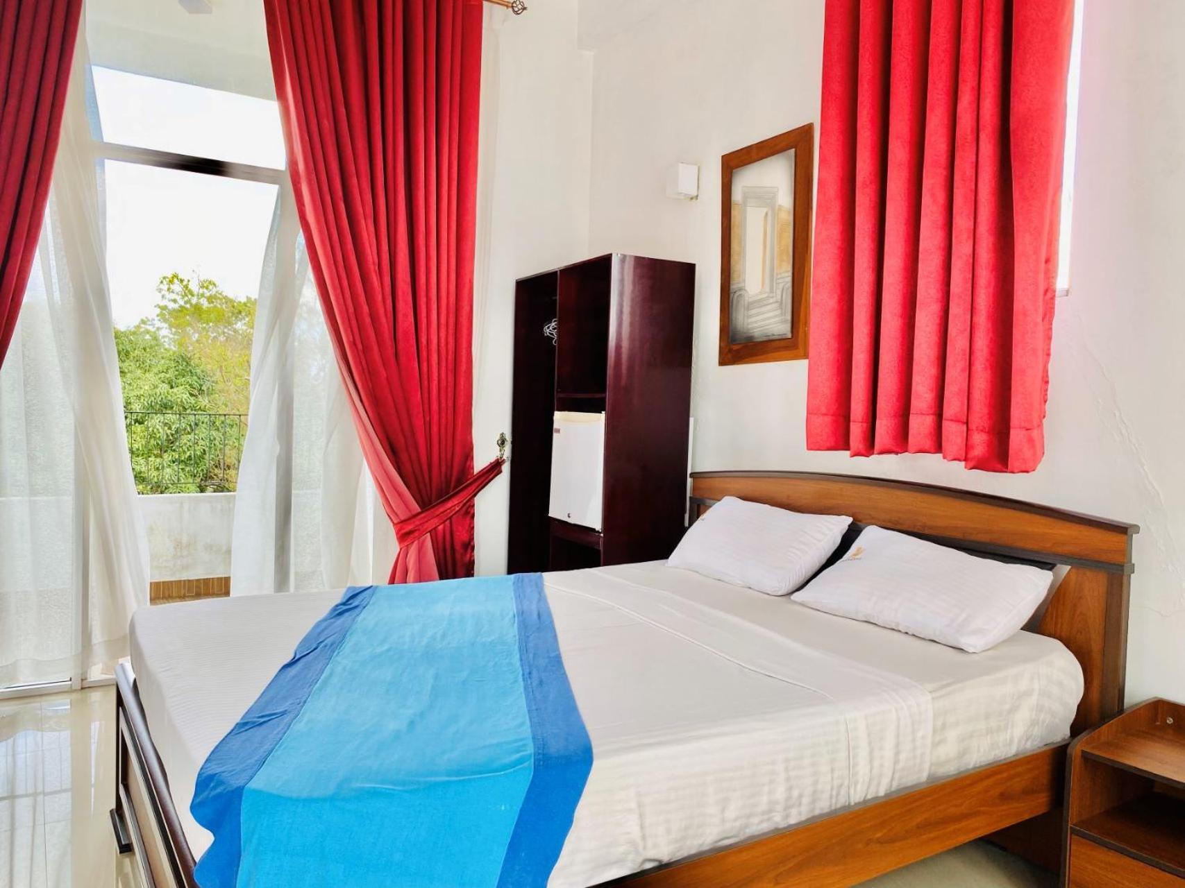 אנוראדפורה Ceylan Lodge מראה חיצוני תמונה