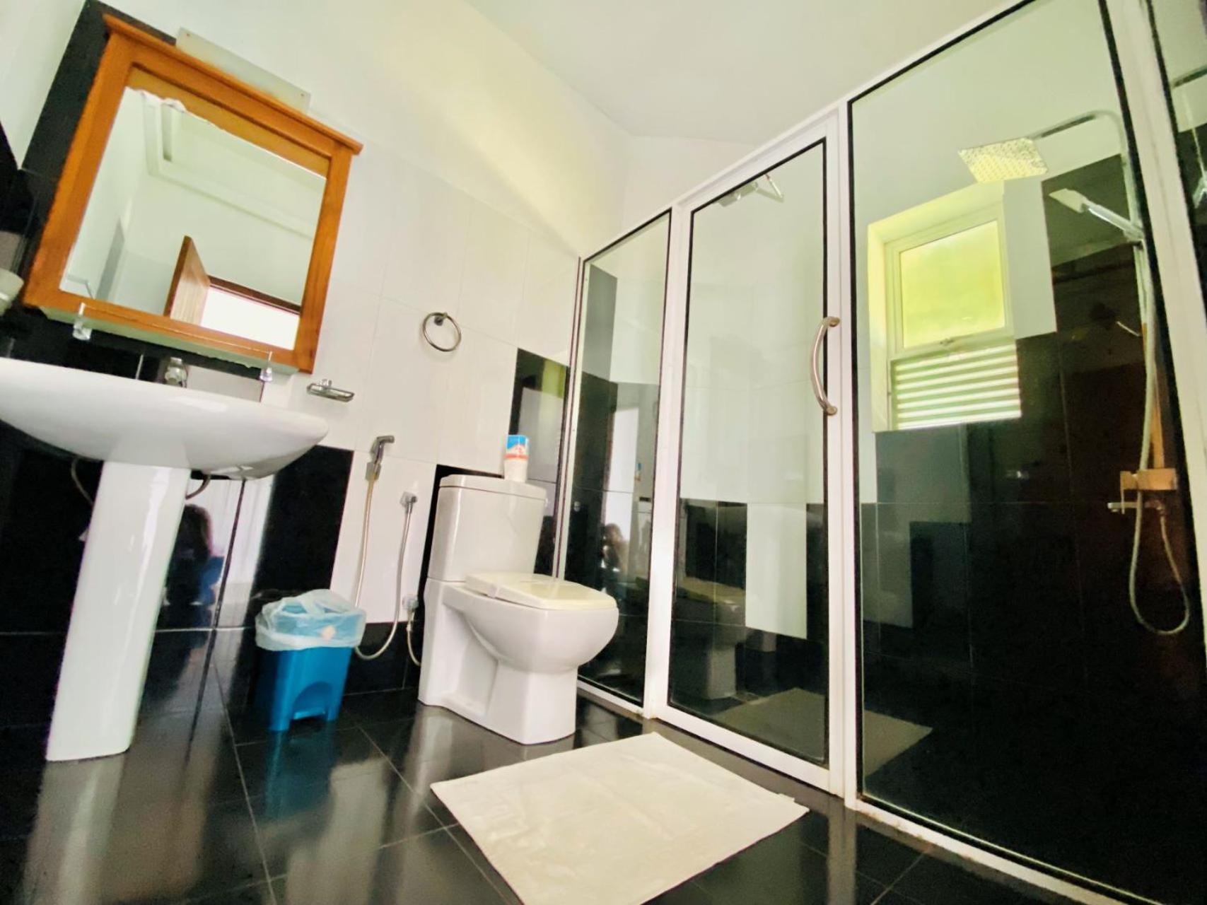 אנוראדפורה Ceylan Lodge מראה חיצוני תמונה
