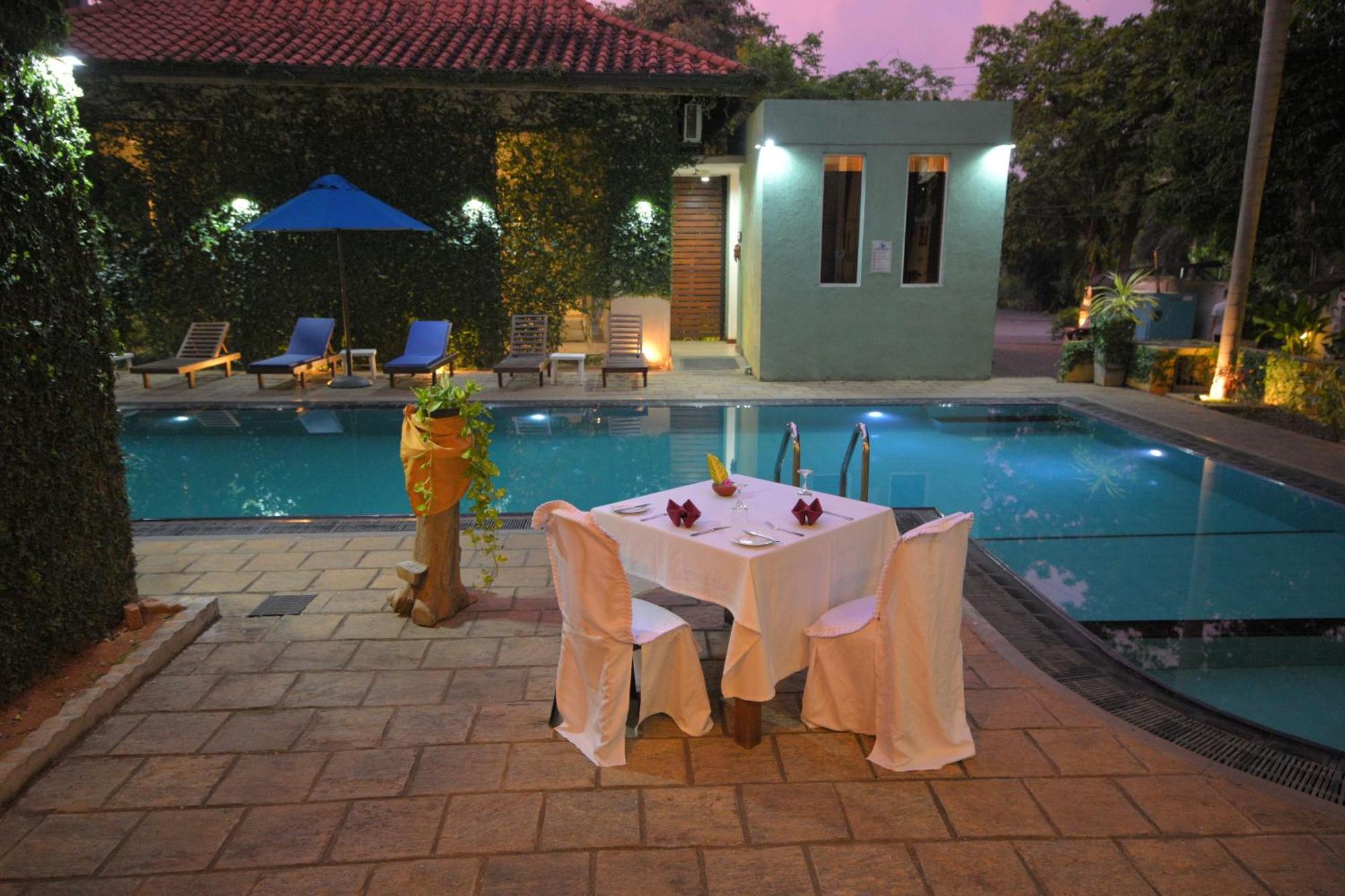 אנוראדפורה Ceylan Lodge מראה חיצוני תמונה