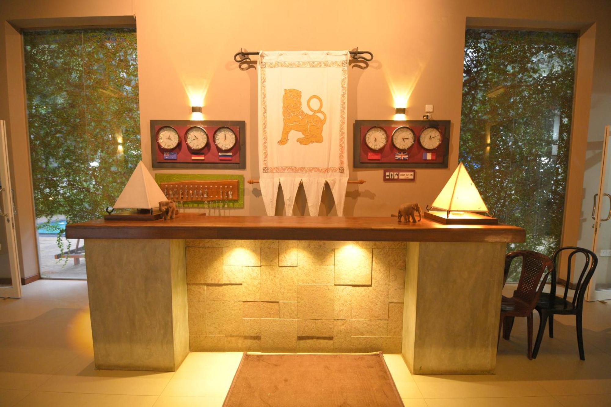 אנוראדפורה Ceylan Lodge מראה חיצוני תמונה
